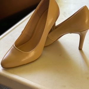 Kelly & Katie Nude Heels